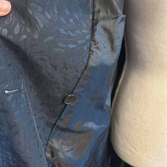 Like new Portrait vintage rain coat - Picture 10 of 11